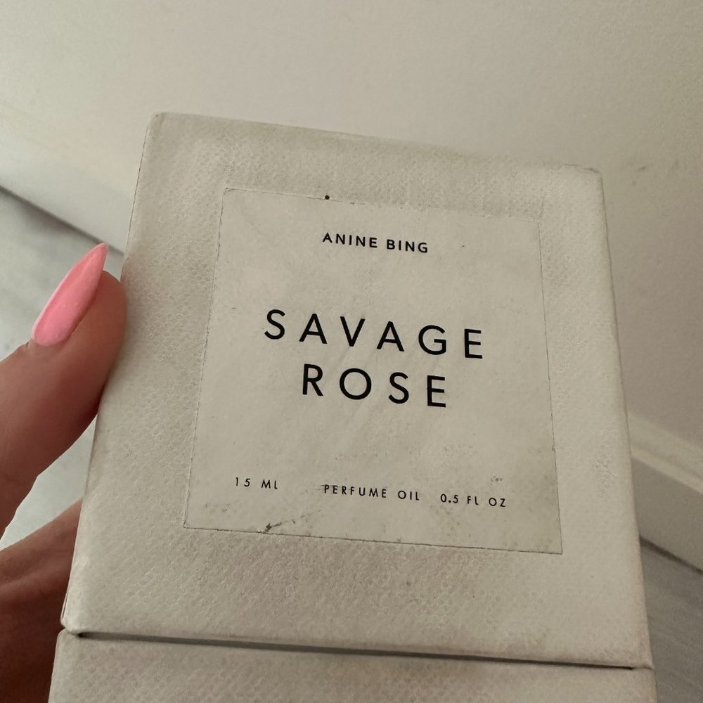 ❌SOLD❌Anine Bing Savage Rose Perfume Oil 15 ml - Picture 4 of 7